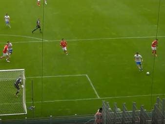 Die Highlights der Partie Rot-Weiss Essen - Hansa Rostock aus der 3. Liga im Video. 