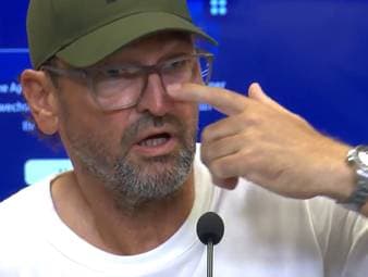 Wollitz hält Scherbengericht über sein Team ab