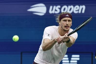 Finale LIVE: Zweites Break! Zverev holt Auftaktsatz