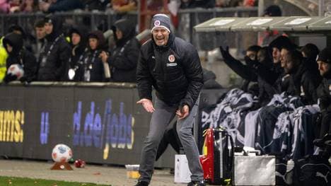 St. Paulis Trainer Alexander Blessin 