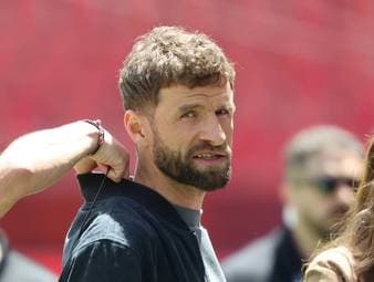 Bei diesem Reizthema sackt Thomas Müller zusammen