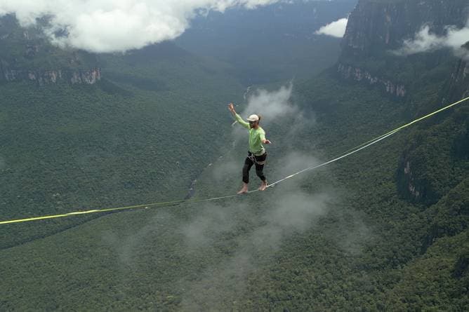 Weltrekord! Atemberaubende Bilder in 1000 Metern Höhe