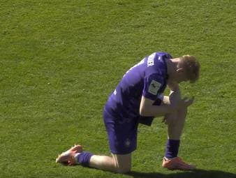 Emotionaler Abstieg! Der Profifußball verliert ein Urgestein