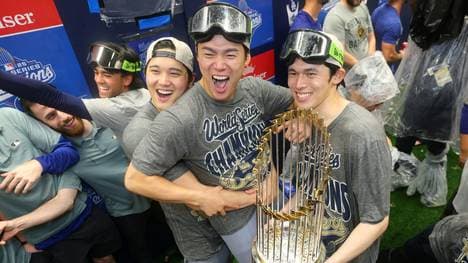 Shohei Ohtani, Yoshinobu Yamamoto und Roki Sasaki (v.l.)