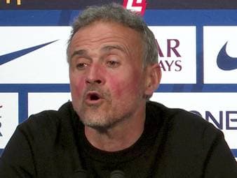 Nach der Niederlage gegen die AS Monaco äußert sich Luis Enrique zur aktuellen Situation bei Paris Saint-Germain. Der PSG-Trainer versucht sich an einer Erklärung für die durchwachsenen Leistungen seines Teams.