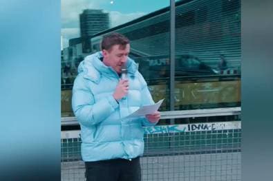 Kruse mit Proll-Lied - und seine Frau sammelt Geld