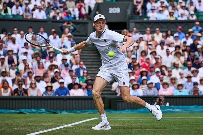 Wimbledon: Sinner & Djokovic gefordert