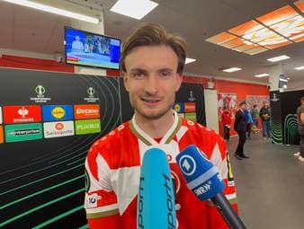 Nach dem Abpfiff in der Conference-League-Partie zwischen Mainz und Straßburg wurde es heiß. Verteidiger Stefan Posch war mittendrin im Geschehen und schildert die Vorkommnisse aus Mainzer Sicht.