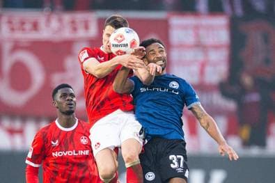 Lattenkracher auf der Alm! Lautern zittert sich zum Remis