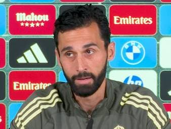 Nach der Wutrede von Real Madrids Präsident Florentino Pérez nimmt auch Cheftrainer Álvaro Arbeloa Stellung. Er verteidigt seinen Verein und stellt sich hinter den Präsidenten.