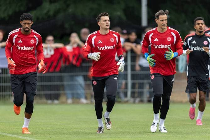 Eintracht trifft harte Torwart-Entscheidung
