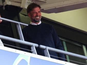 Ex-Liverpool-CEO Peter Moore geht nicht davon aus, dass Jürgen Klopp noch einmal das Traineramt eines Vereins übernehmen wird. Dafür liebe der Deutsche das Leben zu sehr.