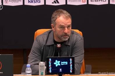 Flick klärt über Yamals Bankplatz auf