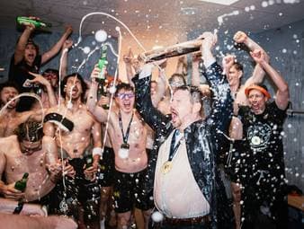 Partyrausch nach "Wackelsaison": BR Volleys trotz Titel gewarnt