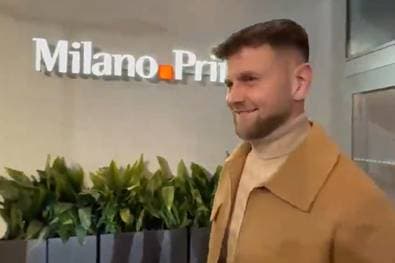 Mit nur einem Wort sorgt Füllkrug direkt für Lacher