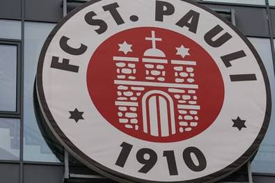 Pauli-Trainer outet sich: „Schwule gelten als Außerirdische“