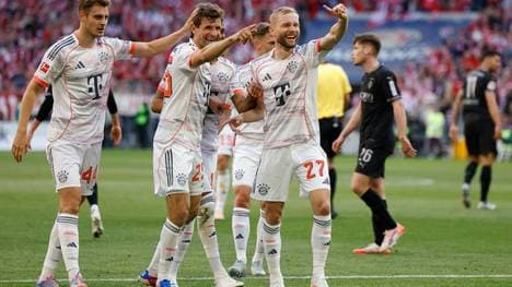 Thomas Müller und sein Team jubeln