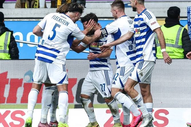 Duisburg erobert Tabellenführung zurück