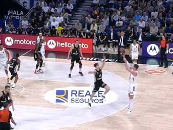 Der FC Bayern München hat im Rückspiel bei Real Madrid eine deutliche Niederlage kassiert. Nach dem Heimsieg im Oktober unterlagen die Münchner in Spaniens Hauptstadt mit 70:93.