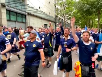 "Die Schotten saufen alles leer bei uns"