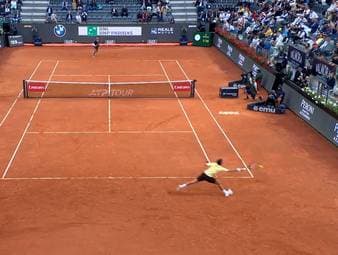 Djokovic geschockt! Die große Tennis-Sensation im Video