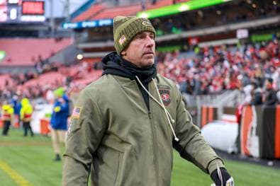 NFL-Coach mit 40 (!) Stichen im Gesicht genäht