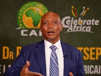 Der Senegal um Sadio Mané ist nach der Aufarbeitung des Final-Eklats plötzlich seinen Titel als Sieger des Afrika-Cups los. CAF-Präsident Patrice Motsepe stellt sich hinter die Entscheidung.