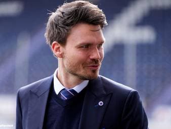 Danny Röhl hat einen strauchelnden schottischen Traditionsklub wieder in die Spur gebracht. Nach 21 Siegen aus 35 Spielen mischen die Rangers nun wieder voll im Titelrennen mit.