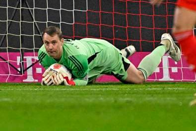 Kompany reagiert auf Neuers Auswechslung