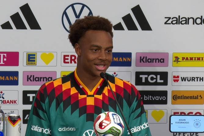 Es geht um Karl: DFB-Juwel sorgt für Gelächter