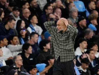 Nach dem Champions-League-Aus von Manchester City gegen Real Madrid reagiert Trainer Pep Guardiola sarkastisch auf die hohen Erwartungen an ihn.