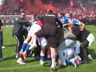 Nach zwölf Jahren Abstinenz kehrt Energie Cottbus in die 2. Bundesliga zurück. Nach dem Abpfiff des letzten Saisonspiels in Regensburg brechen beim Aufsteiger alle Dämme.