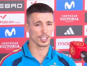 Für Alejandro Grimaldo geht mit der Nominierung in den WM-Kader Spaniens ein Kindheitstraum in Erfüllung. Der Leverkusen-Verteidiger meinte, er werde auf und neben dem Platz alles für das Team geben.