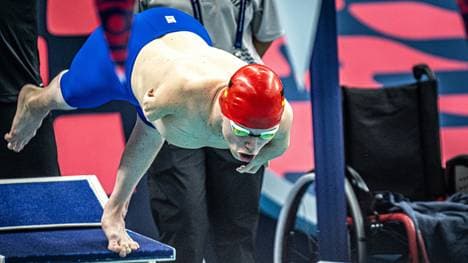 Para-Schwimmer Josia Topf