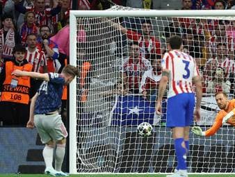 Remis im Hexenkessel: Arsenal träumt vom Endspiel