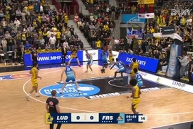 Spiel Highlights zu MHP RIESEN Ludwigsburg - SKYLINERS Frankfurt