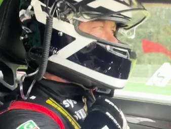 SPORT1-Reporterin Anna Dollak wagt sich in den Rennwagen von André Lotterer und führt das wohl schnellste Interview der Welt.