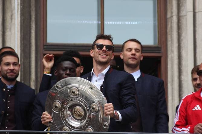 Besondere Goretzka-Verabschiedung bei Bayerns Meisterfeier