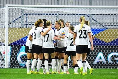 DFB-Frauen im Finale: Modus verwundert Bundestrainer