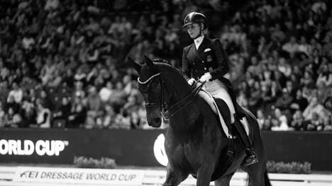 Jessica von Bredow-Werndl auf Diallo 