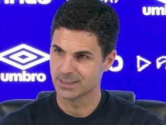 Arsenal gewann im Carabao-Cup mit 4:2 gegen Ipswich. Nach der Partie hob Coach Mikel Arteta vor allem die Leistung seines Teenie-Wunders Max Dowman hervor, der einen Doppelpack verzeichnete.