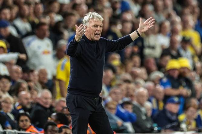 Elfer-Zoff in England: Trainer stellt Referee zur Rede
