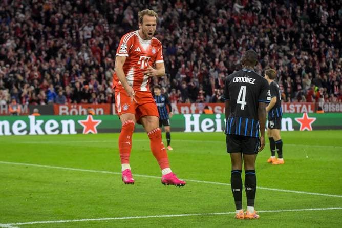 Bayern-Show! Ein Tor fehlt zur Spitze