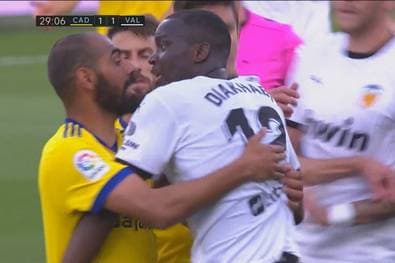 Eklat in Spanien! Valencia-Spieler verlassen den Platz