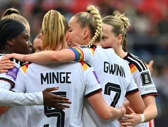 Deutschland gegen Australien und Japan