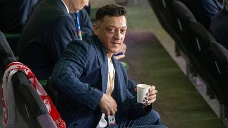 Mesut Özil ist wieder Vater geworden
