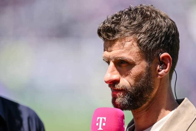 Üble Szene - doch Müller sieht "weder Gelb noch Rot"