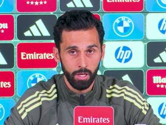 Kylian Mbappé sorgte mit einem Like unter einem Instagram-Post, der José Mourinho als neuen Real-Trainer forderte, für Aufsehen. Álvaro Arbeloa reagiert humorvoll auf die Gerüchte um seinen Job.