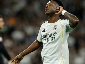 Trotz Rot: Real jubelt nach völlig wildem Stadt-Derby