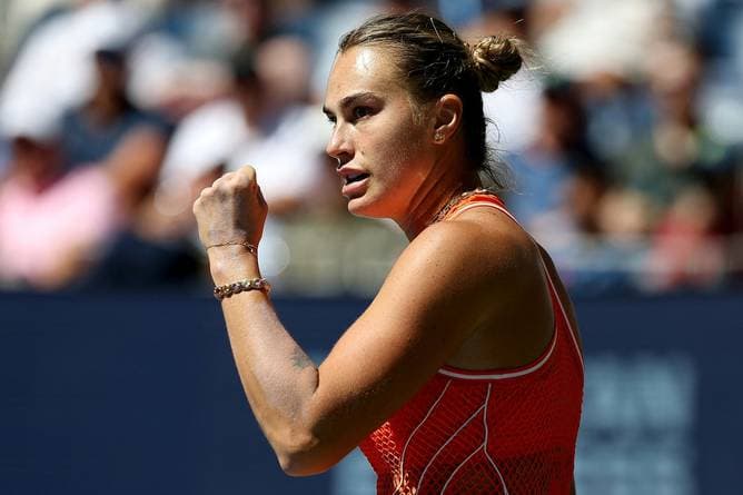 Sabalenka übersteht waschechten Krimi